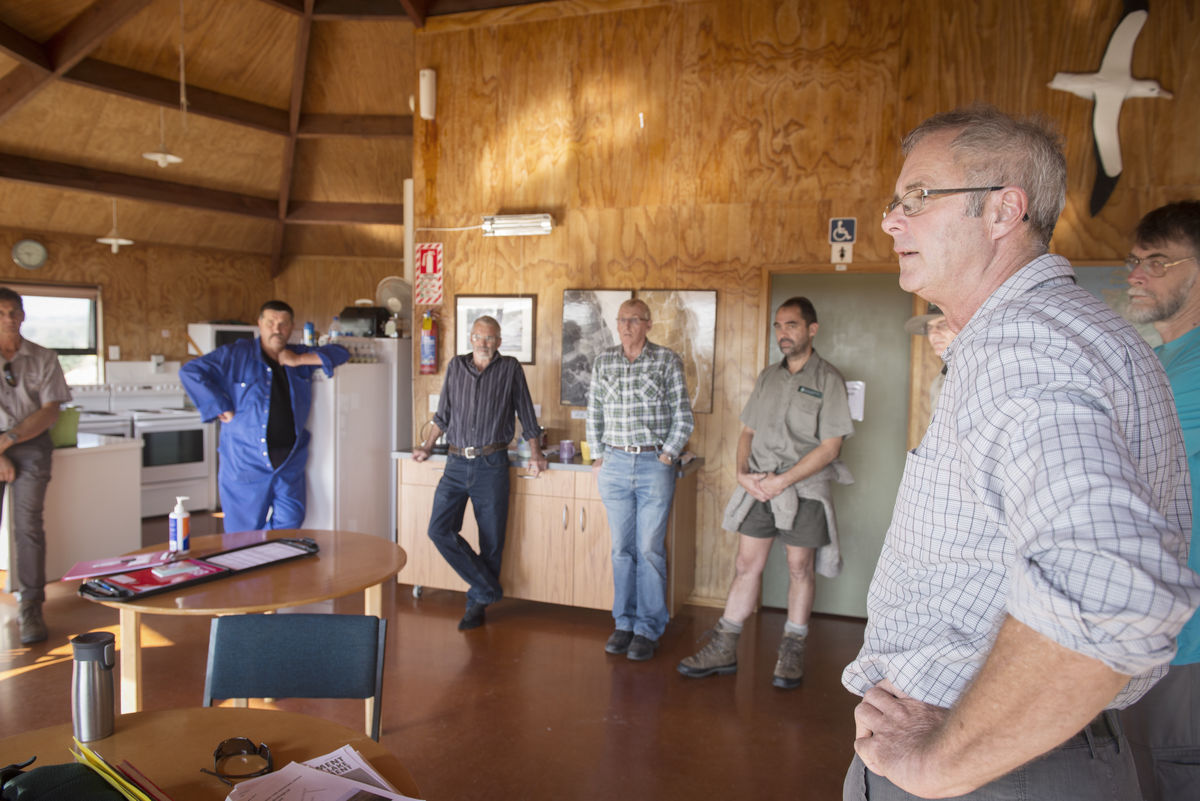 meeting at the shorebird centre