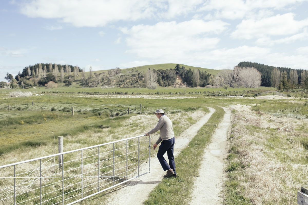 Tim opening gate to Rangipo